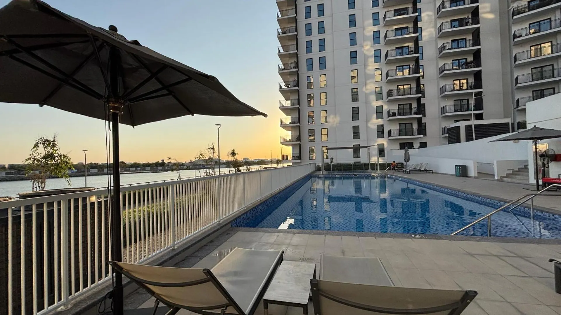 Serene Studio In Yas Island 2 - Near Zayed International Airport Abú Dhabí Apartmán